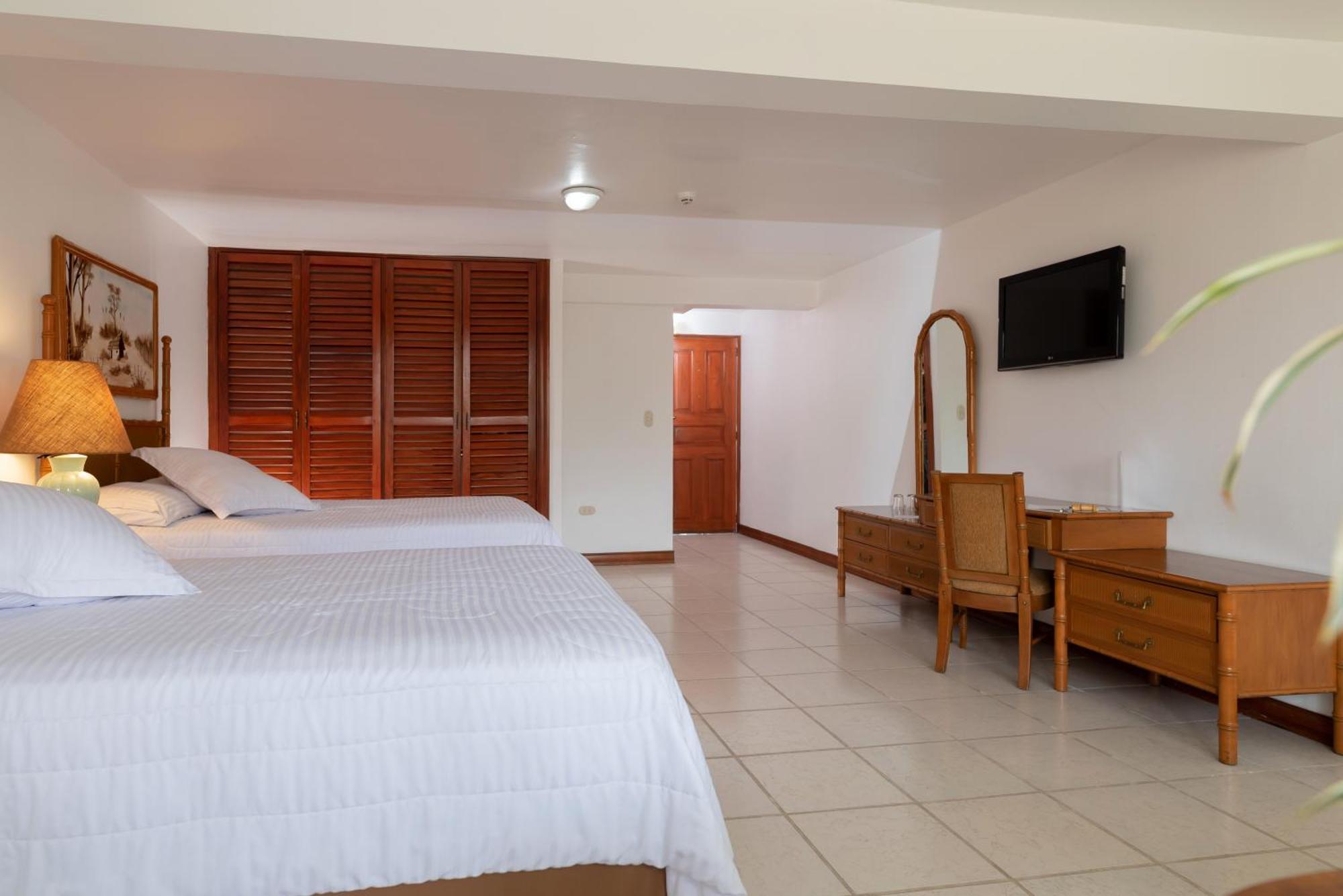 Hotel Zaracay Santo Domingo de los Colorados Habitación foto